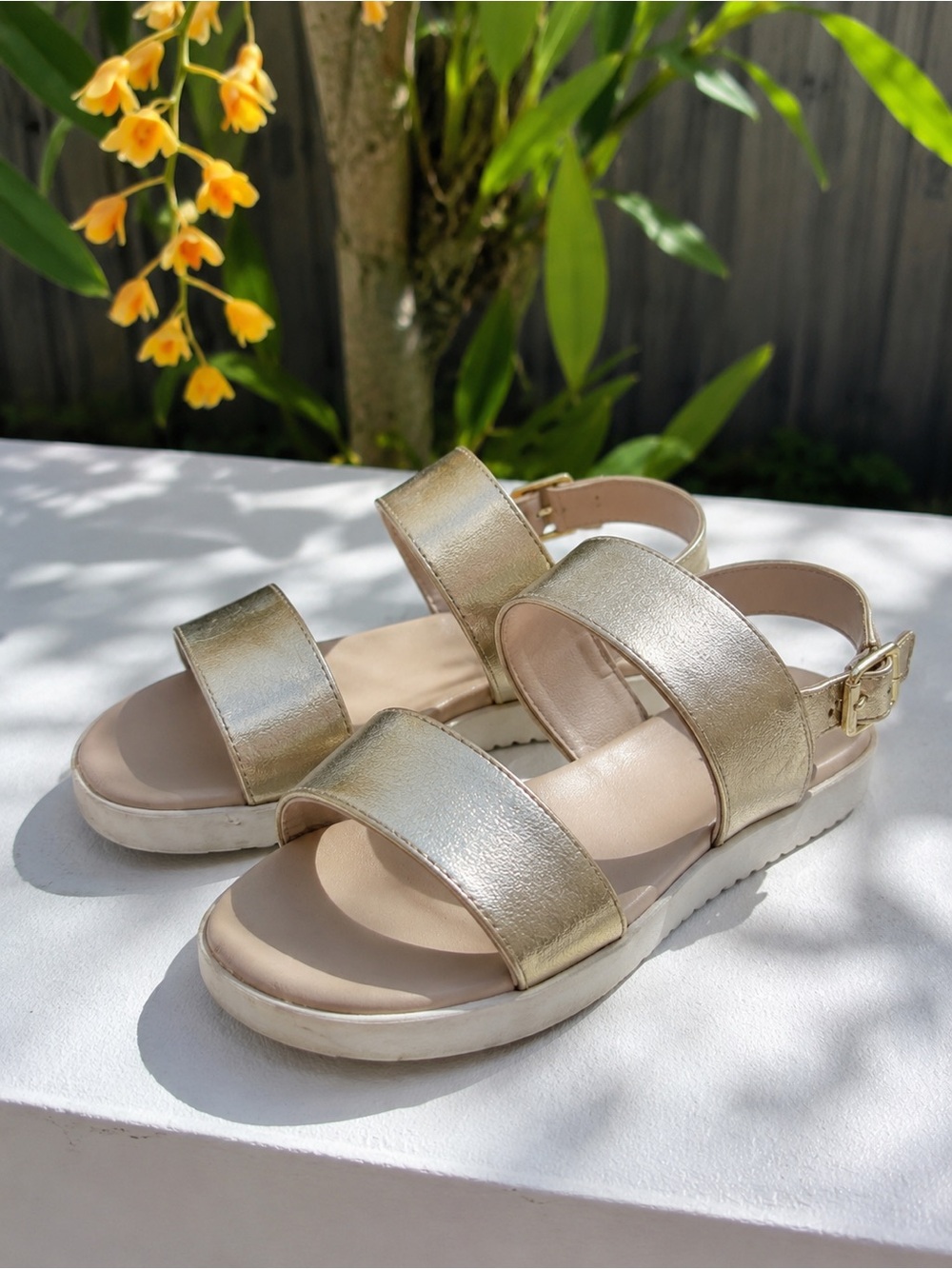 Harper Canyon Girls Gold Sandals Size 2 Metallic Double Strap Ankle Buckle
